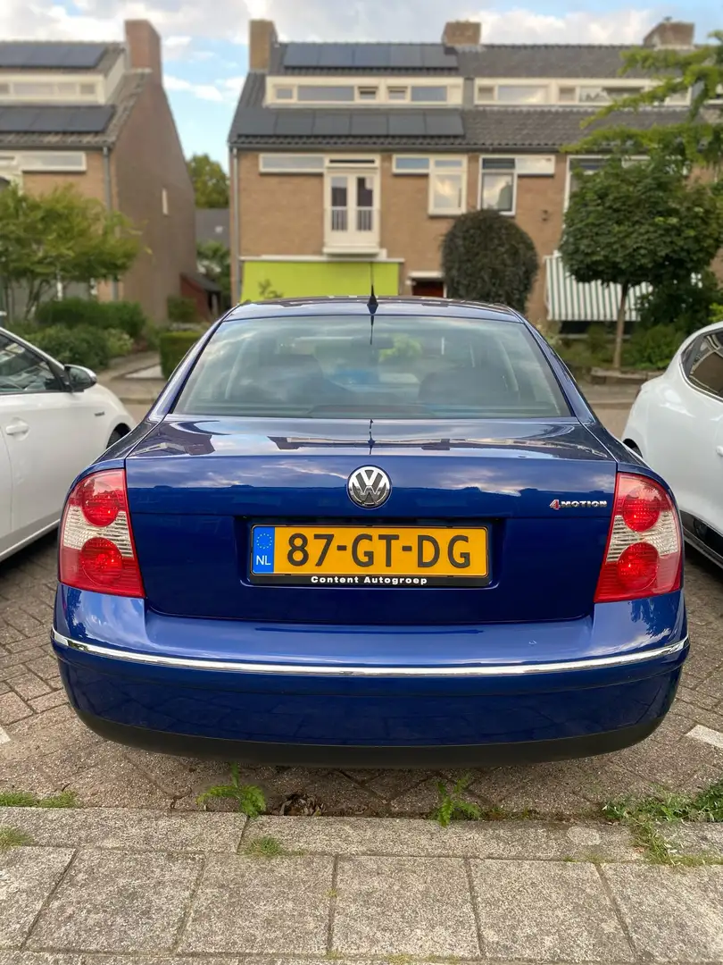 Volkswagen Passat 2.8 V6 4Motion Trendline - 2