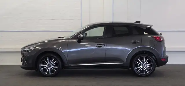 Mazda CX-3 view 3