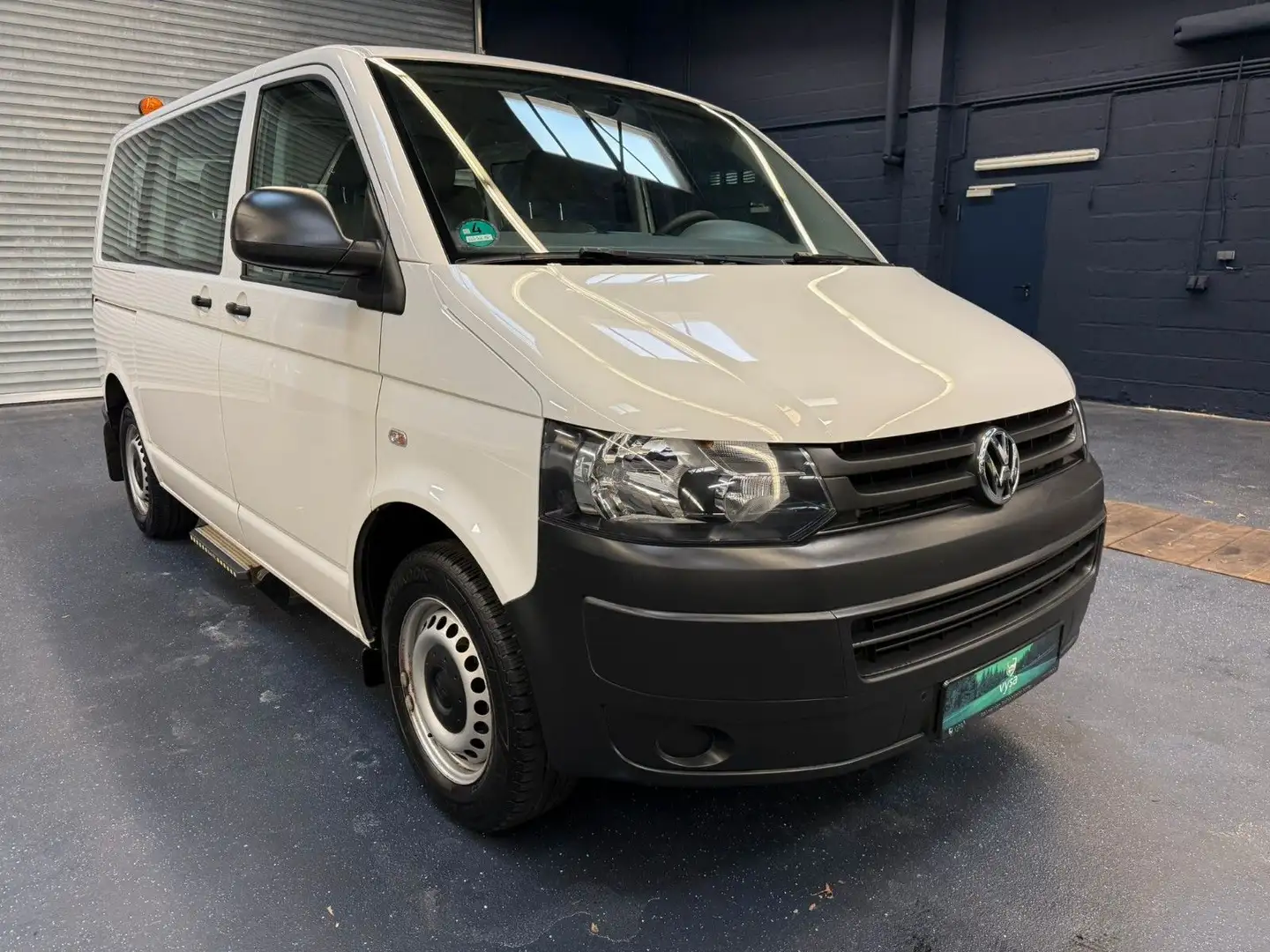 Volkswagen T5 Kombi 9 Sitzer Klimaanlage 1.Hand Service Neu Blanc - 2