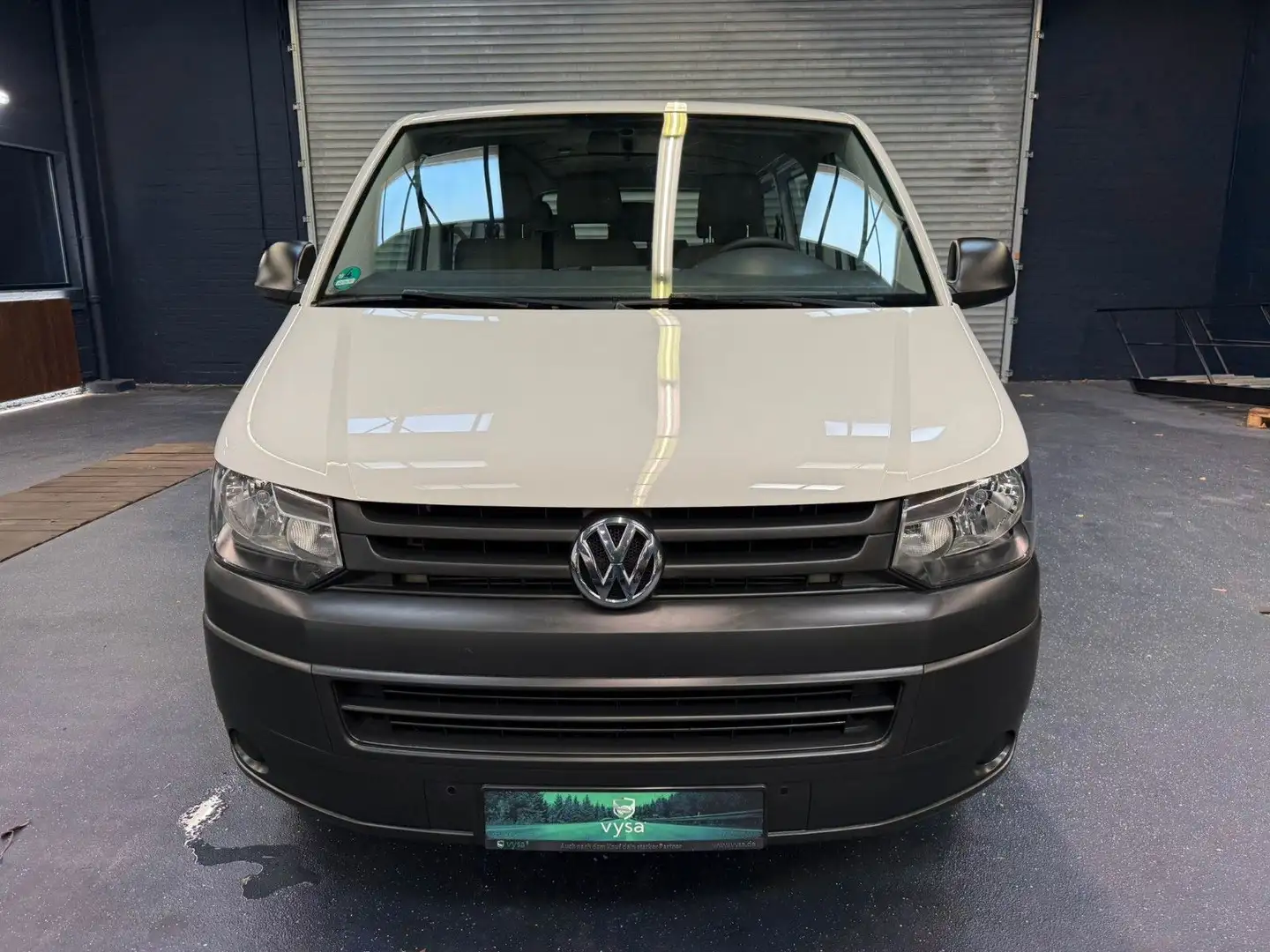 Volkswagen T5 Kombi 9 Sitzer Klimaanlage 1.Hand Service Neu Blanc - 1