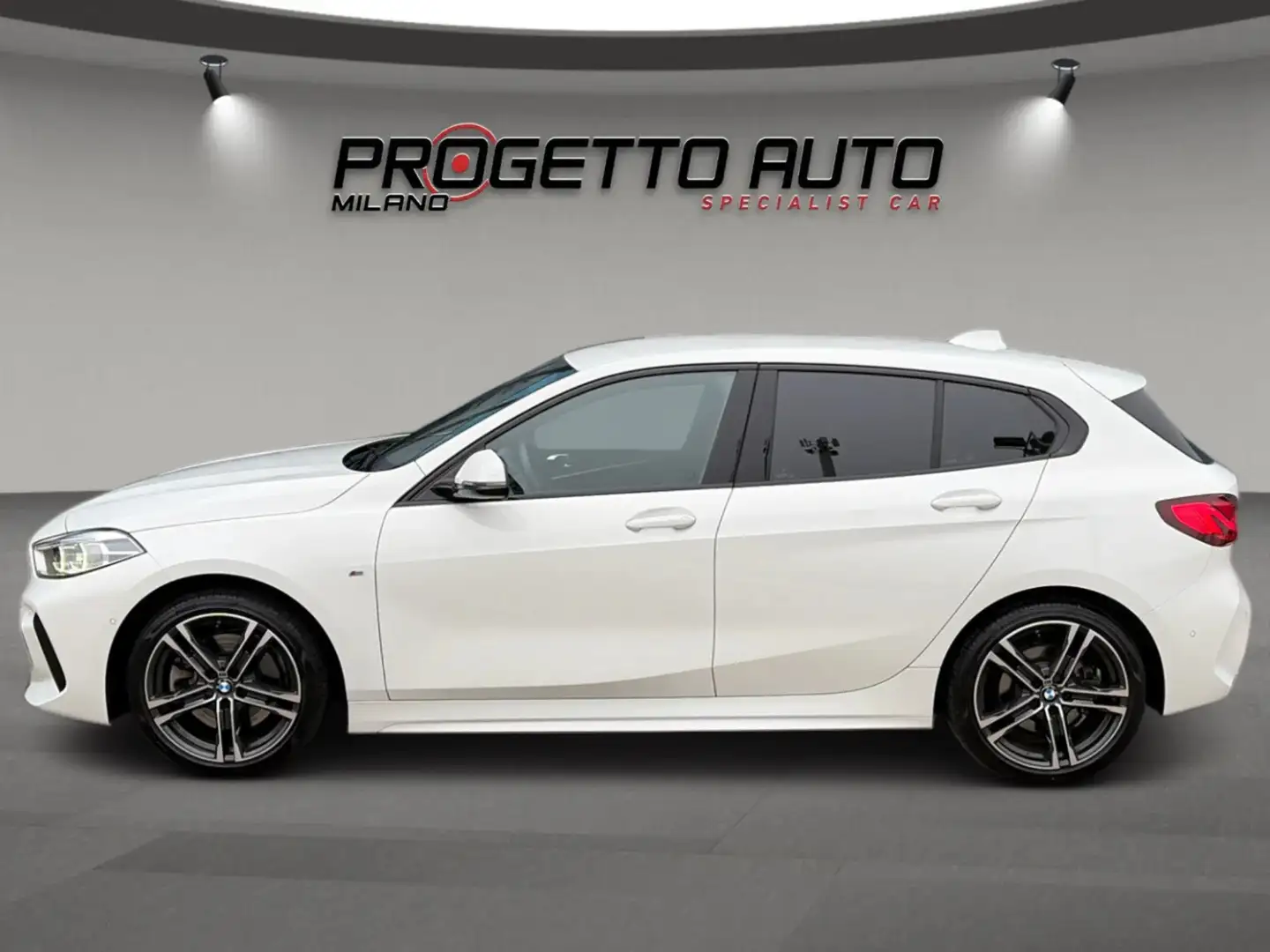 BMW 120 120i Msport 5p AUTOMATICA - 2