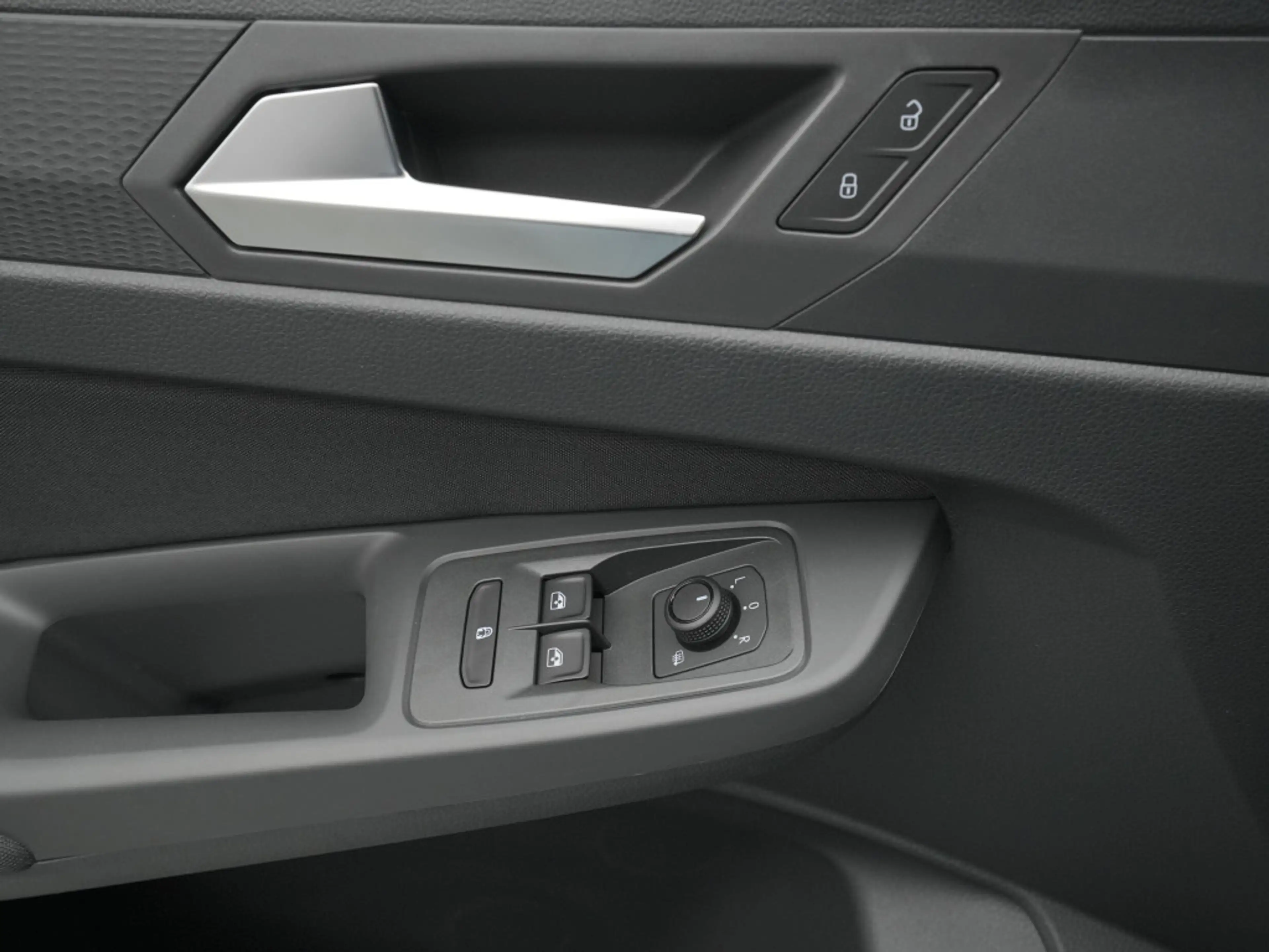 Ford Tourneo Connect Titanium 115PS Aut./LED -17%* — photo 11