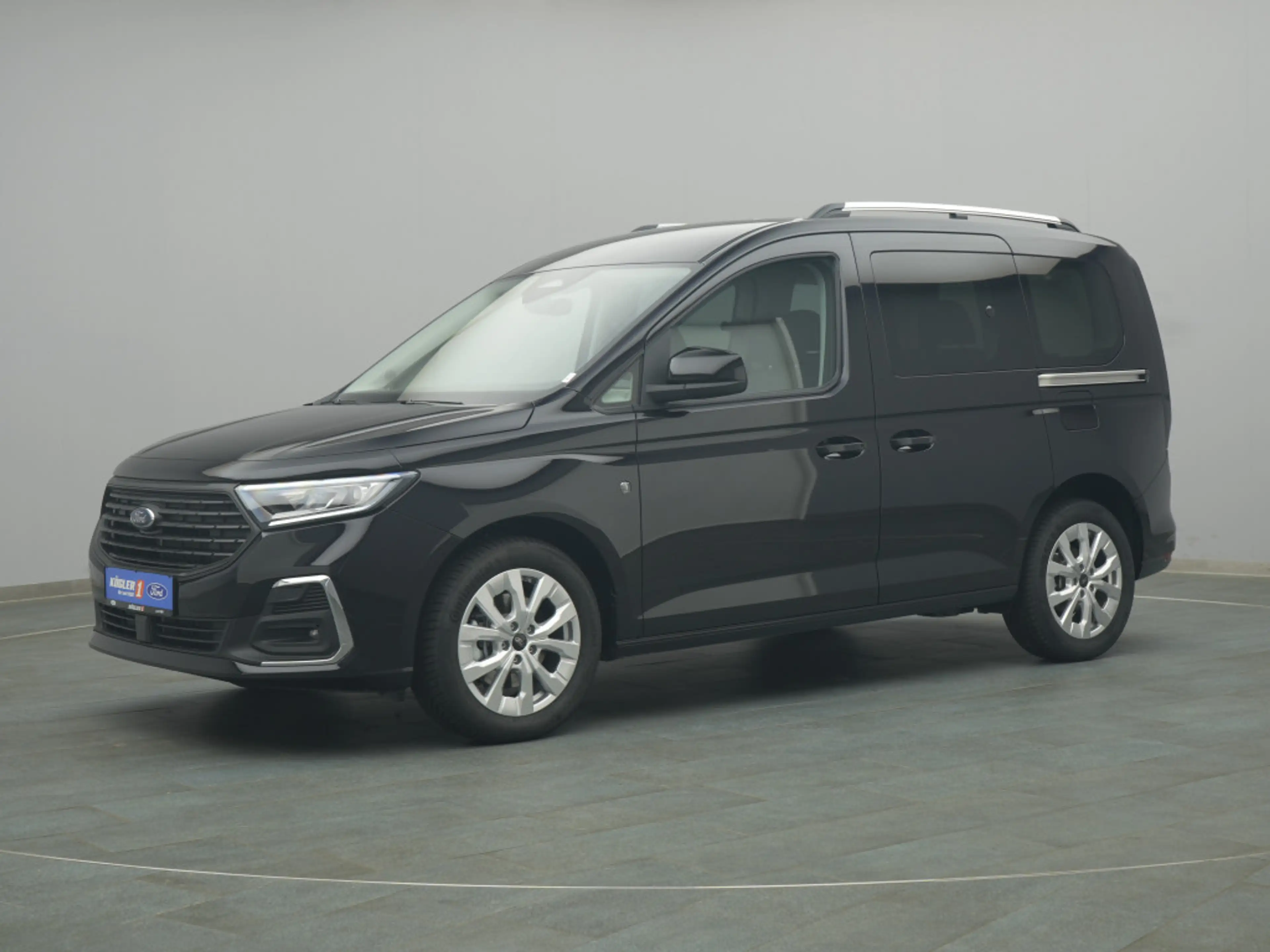 Ford Tourneo Connect Titanium 115PS Aut./LED -17%* — photo 15