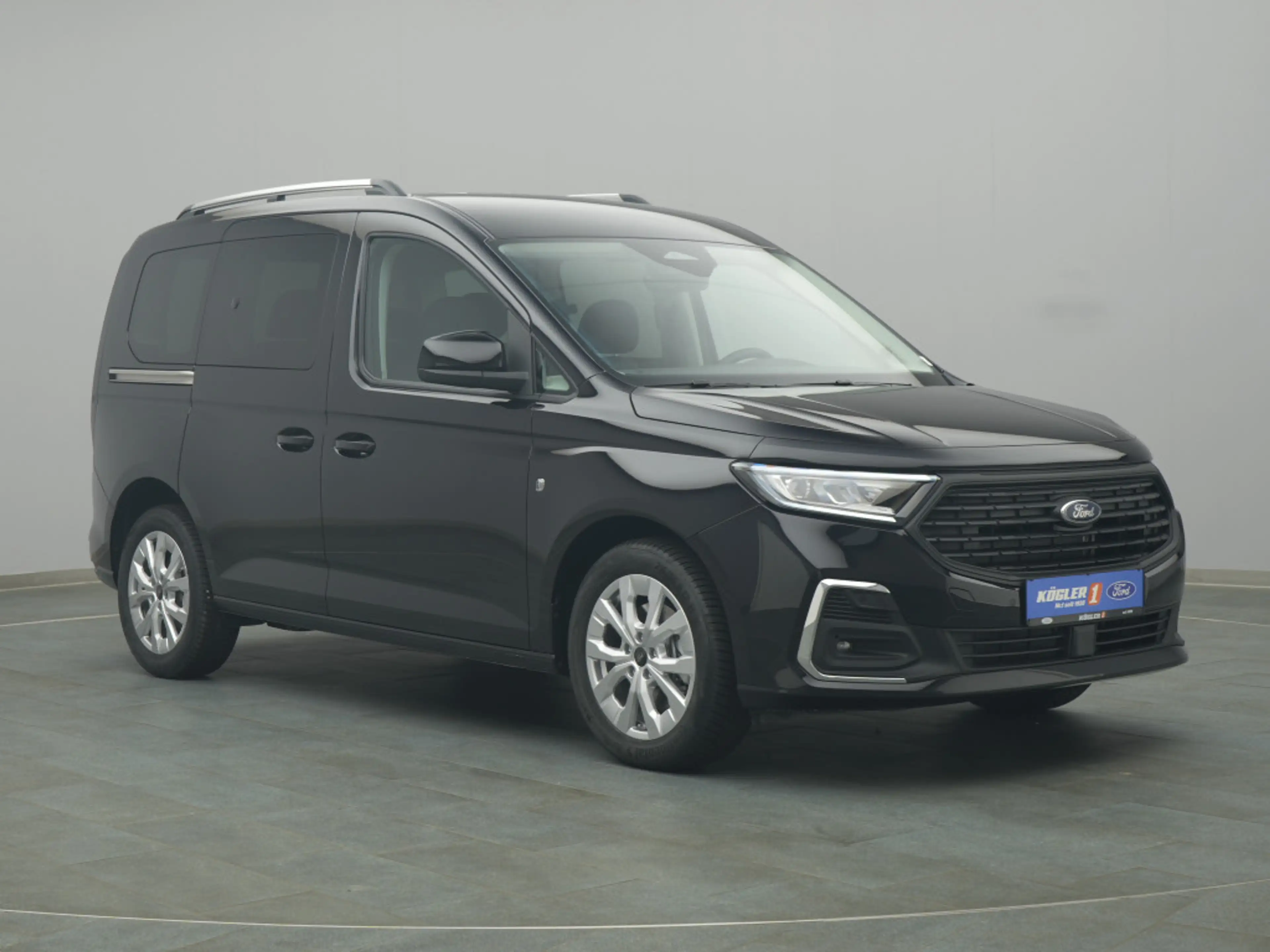 Ford Tourneo Connect Titanium 115PS Aut./LED -17%* — photo 5