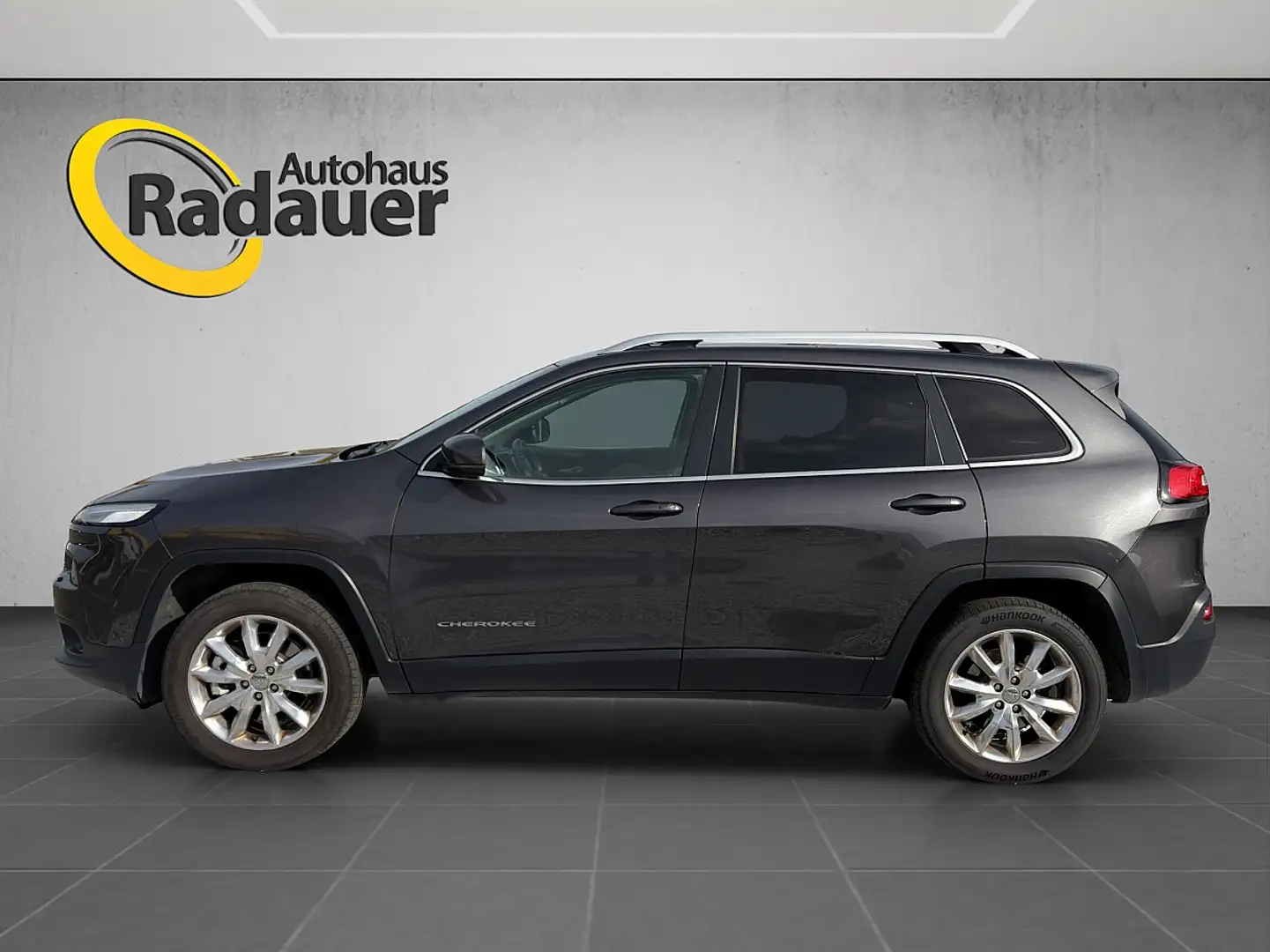 Jeep Cherokee 2,2 MultiJet II AWD Limited Aut. Grau - 2