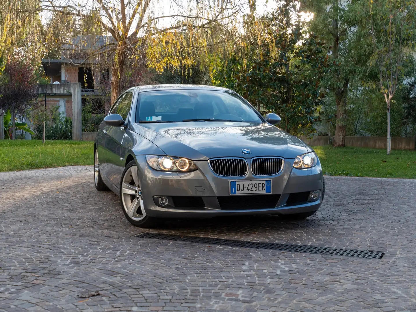 BMW 325 Serie 3 E92 Coupe 325i Coupe Futura Grigio - 2