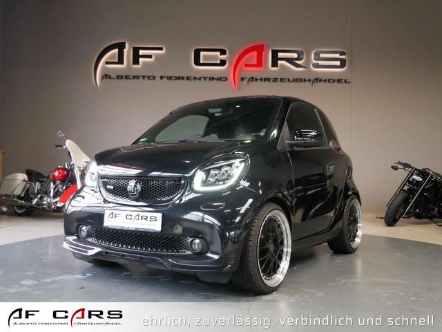 Imagine smart forTwo coupe BRABUS LED Navi JBL Kamera Pano
