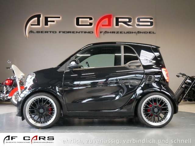 smart forTwo coupe BRABUS LED Navi JBL Kamera Pano