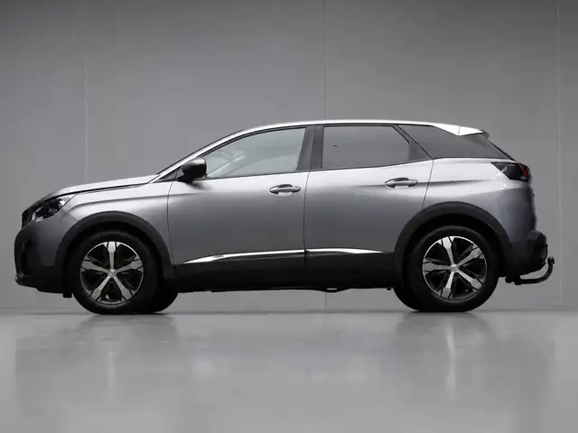 Peugeot 3008 1.2 PureTech Première (APPLE CARPLAY,NAVI,LED,TREK