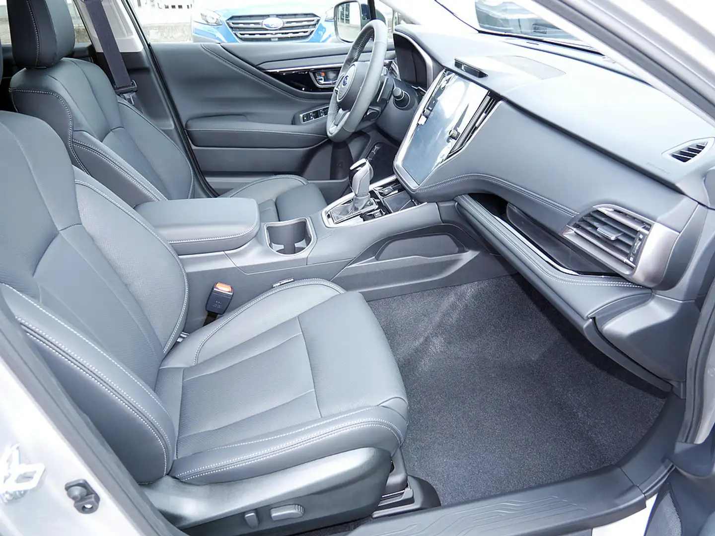 Subaru OUTBACK 2.5i Platinum H/K HGSD NAVI ACC LED Or - 2