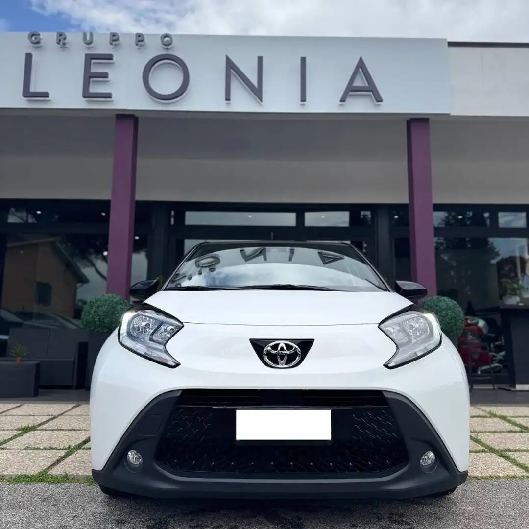 Toyota Aygo 1.0 Trend 72cv Blanc - 2