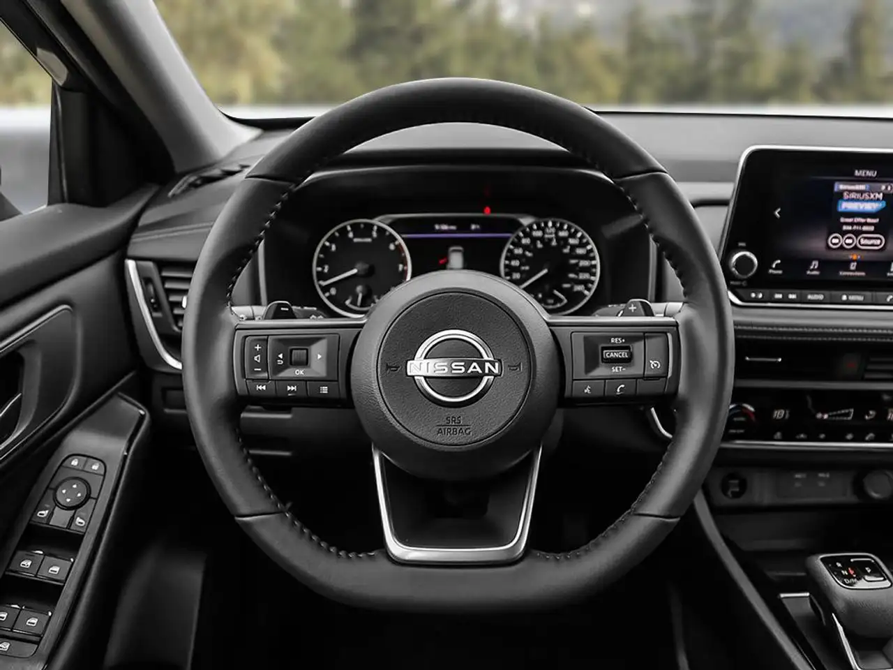Nissan Rogue снимка Nissan Rogue