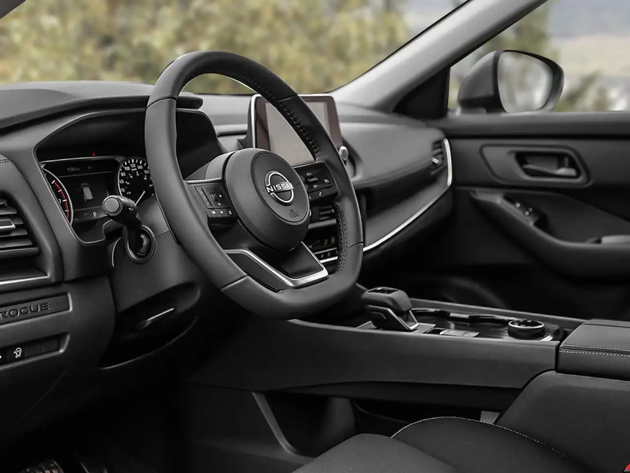 Nissan Rogue снимка Nissan Rogue