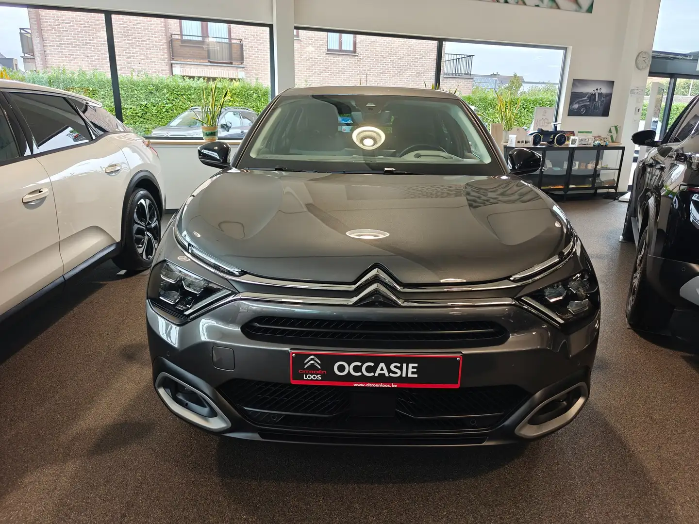 Citroen C4 Shine Pack 1.2 PureTech 130 Automaat - Full option Gris - 2