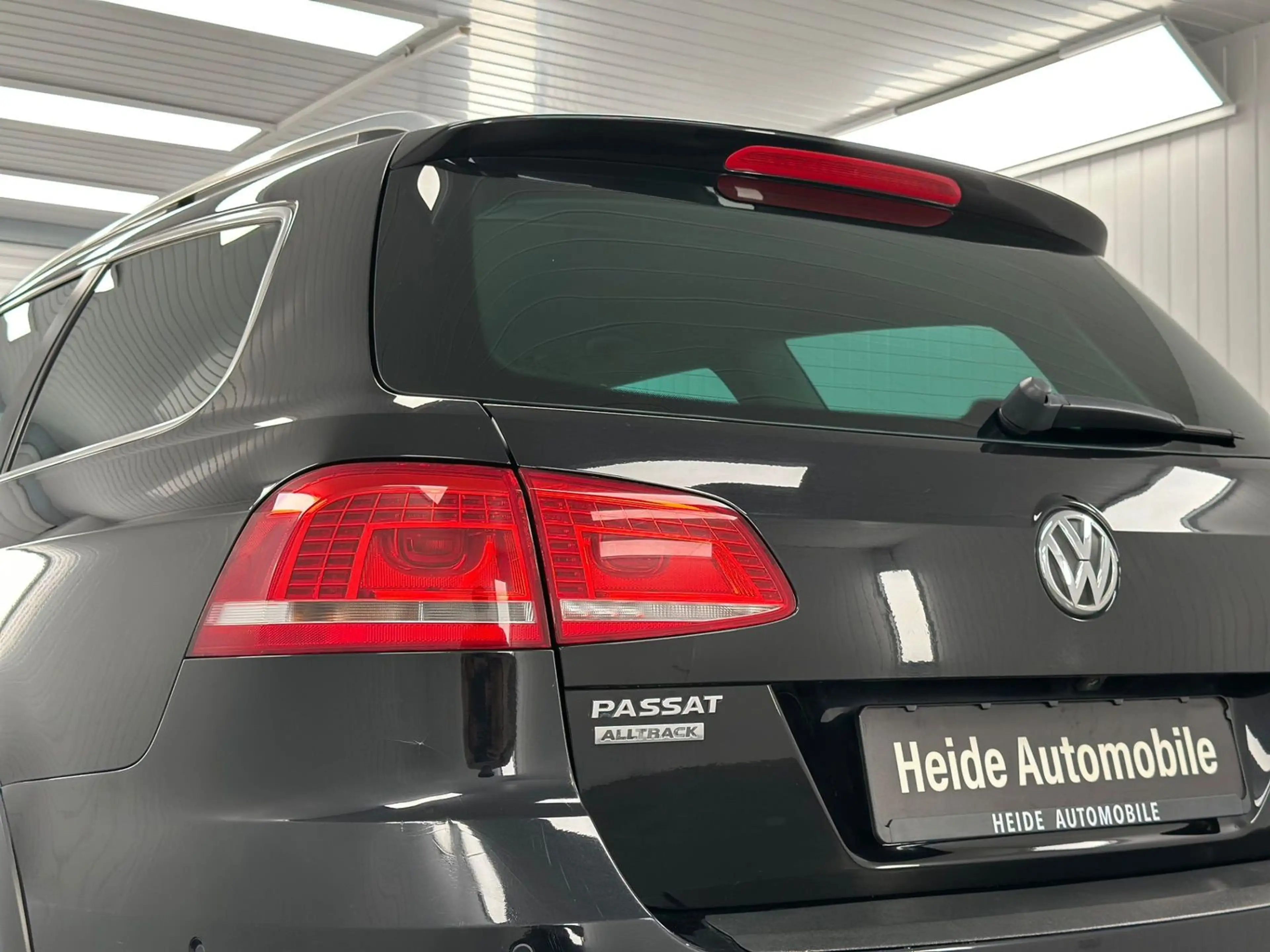 Volkswagen Passat Alltrack BMT 2,0 TDI DPF 4Motion DSG — photo 9