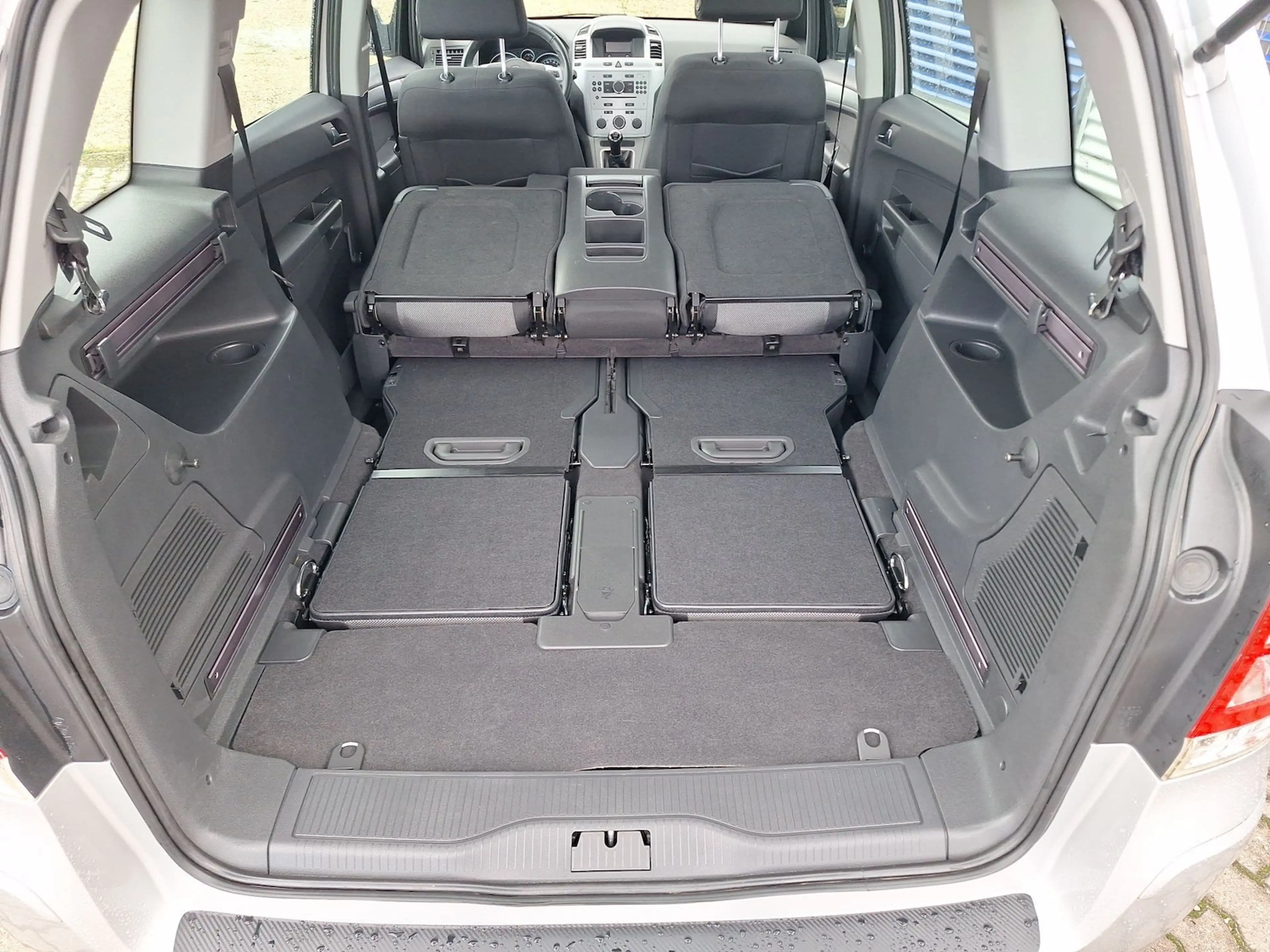 Opel Zafira Family 7 Sitzer AHK*PDC*Tempomat*TÜV neu — photo 11