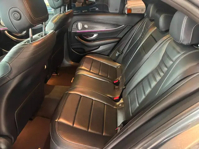 Mercedes-Benz E-Class view 13