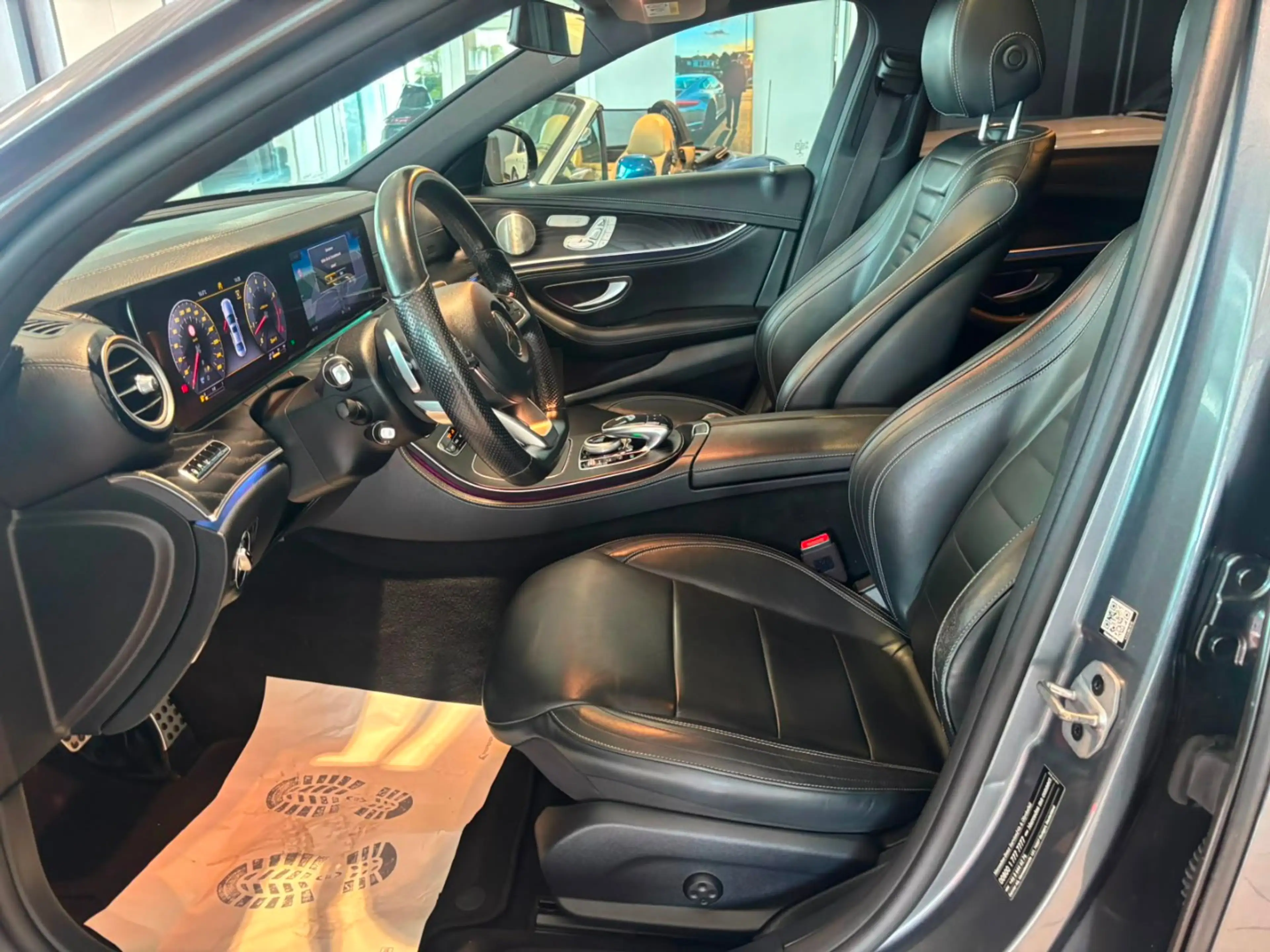 Mercedes-Benz E 400 4Matic AMG-Line AHK/Burmester/360/Pano/HUD — photo 14