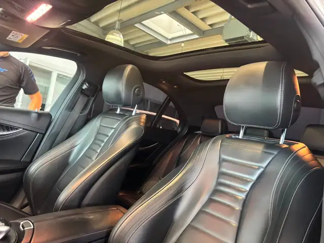 Mercedes-Benz E-Class view 15