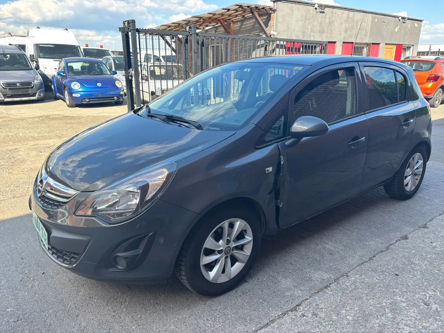 Opel Corsa 1.2i Gris - 2