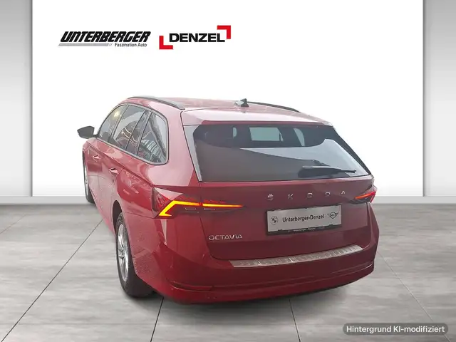 Skoda Octavia view 4