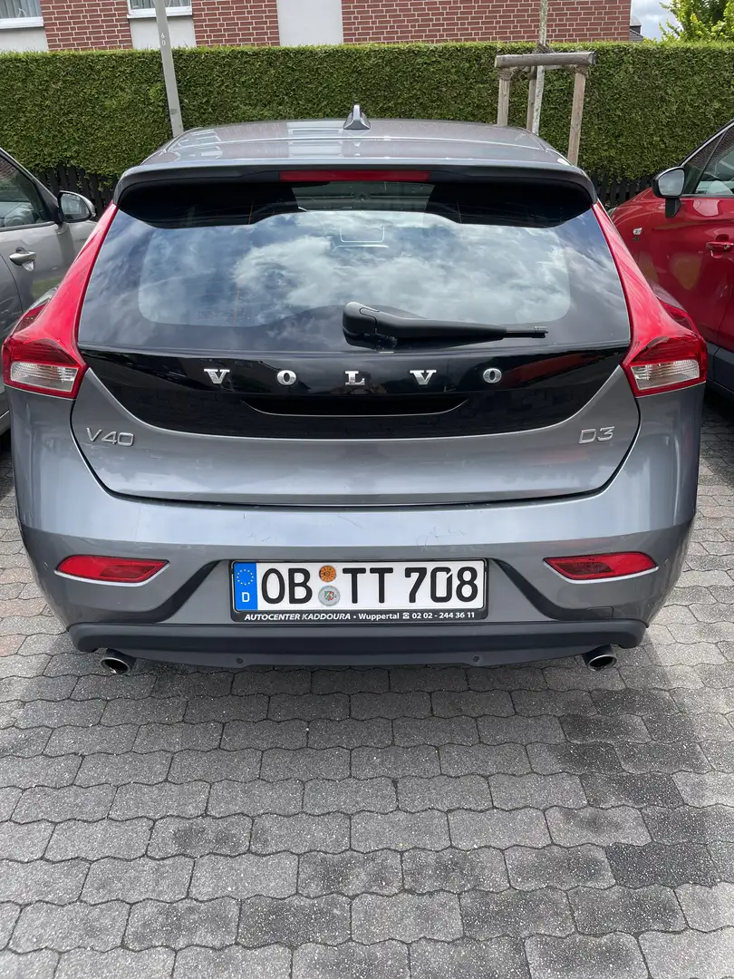 Volvo V40 D3 Momentum - 2