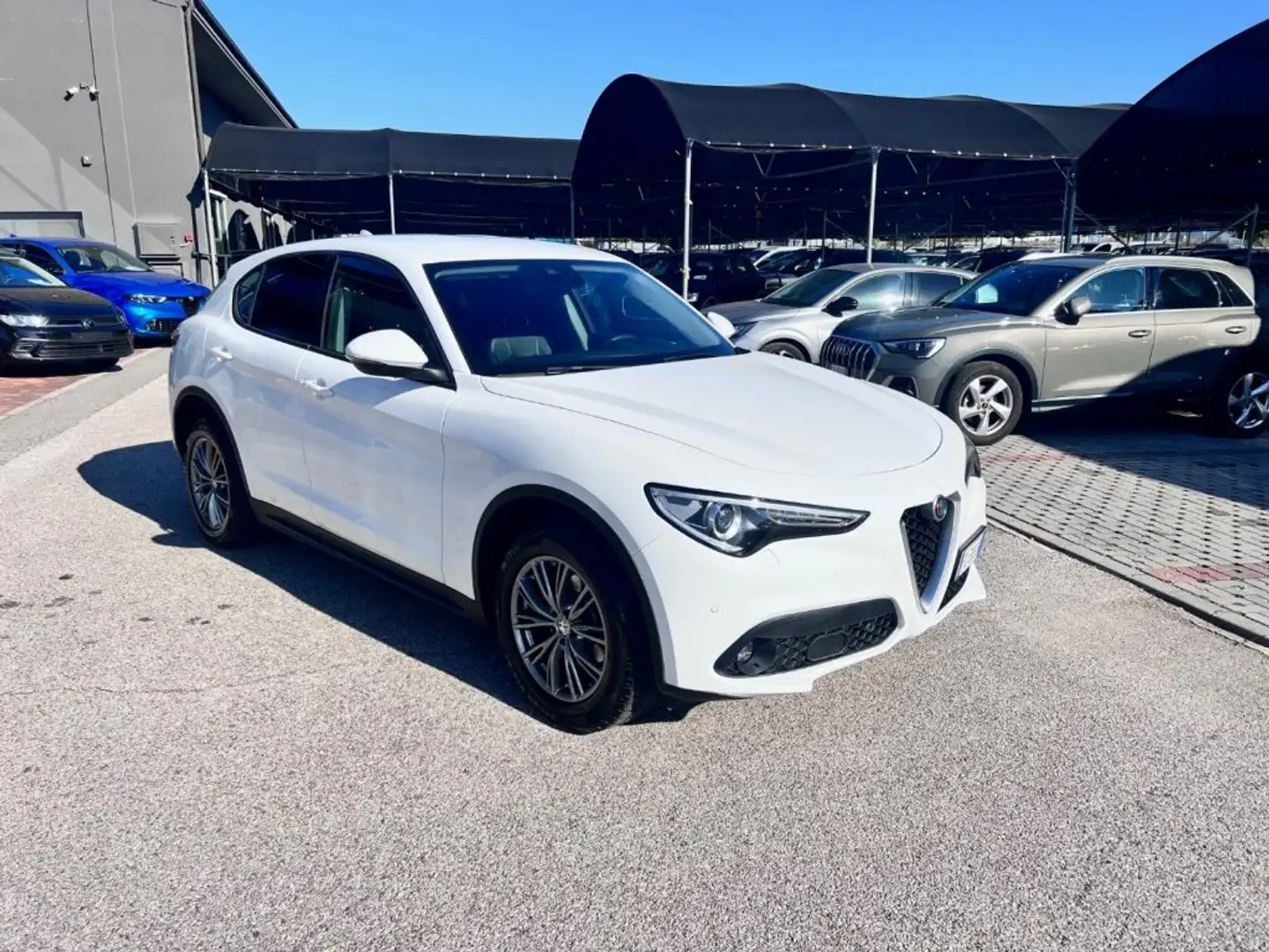 Alfa Romeo Stelvio 2.2 Turbodiesel 210 CV AT8 Q4 Executive Blanc - 2