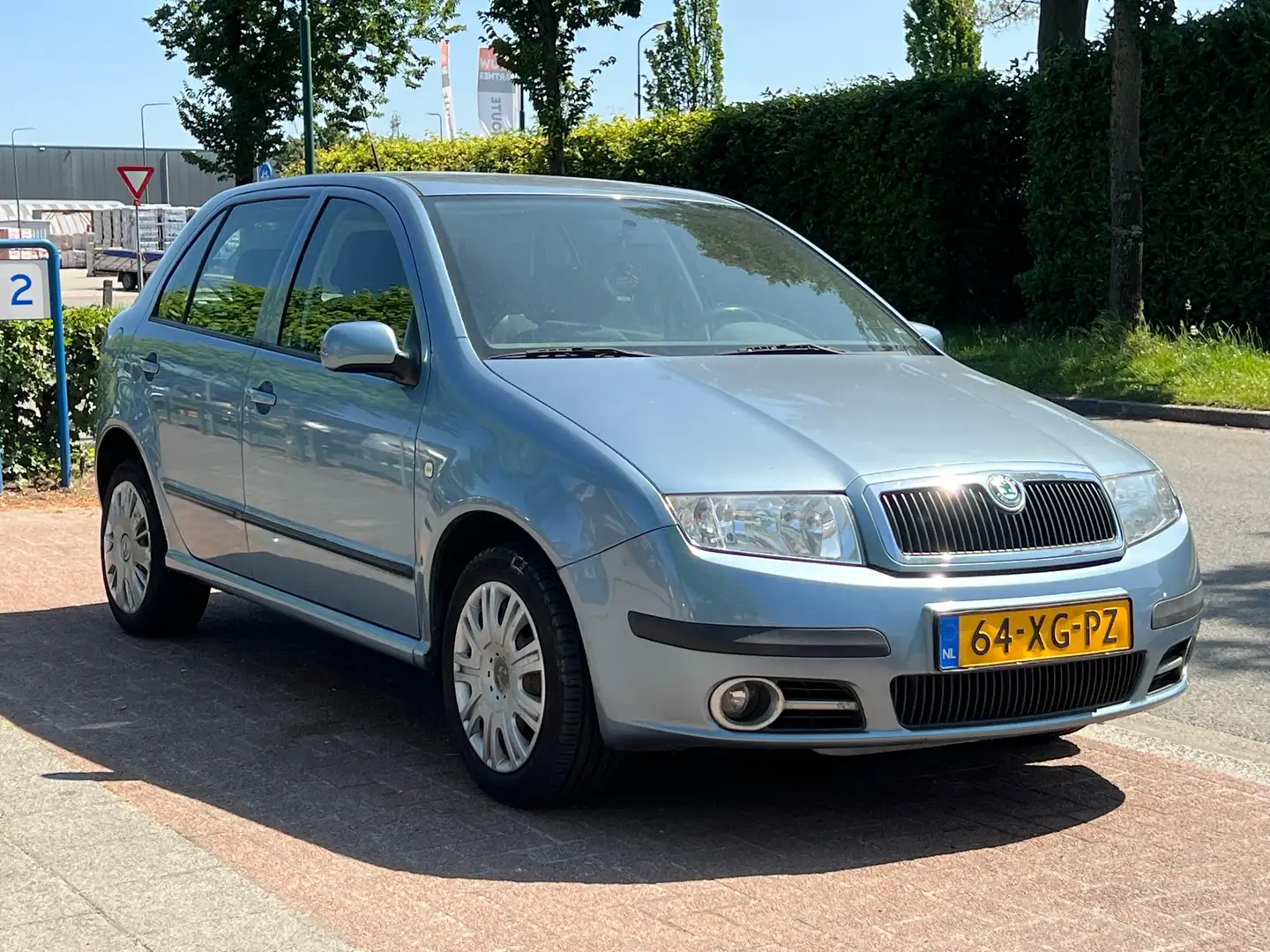 Skoda Fabia 1.4 Spirit+ ** APK 06-2026! Blauw - 1