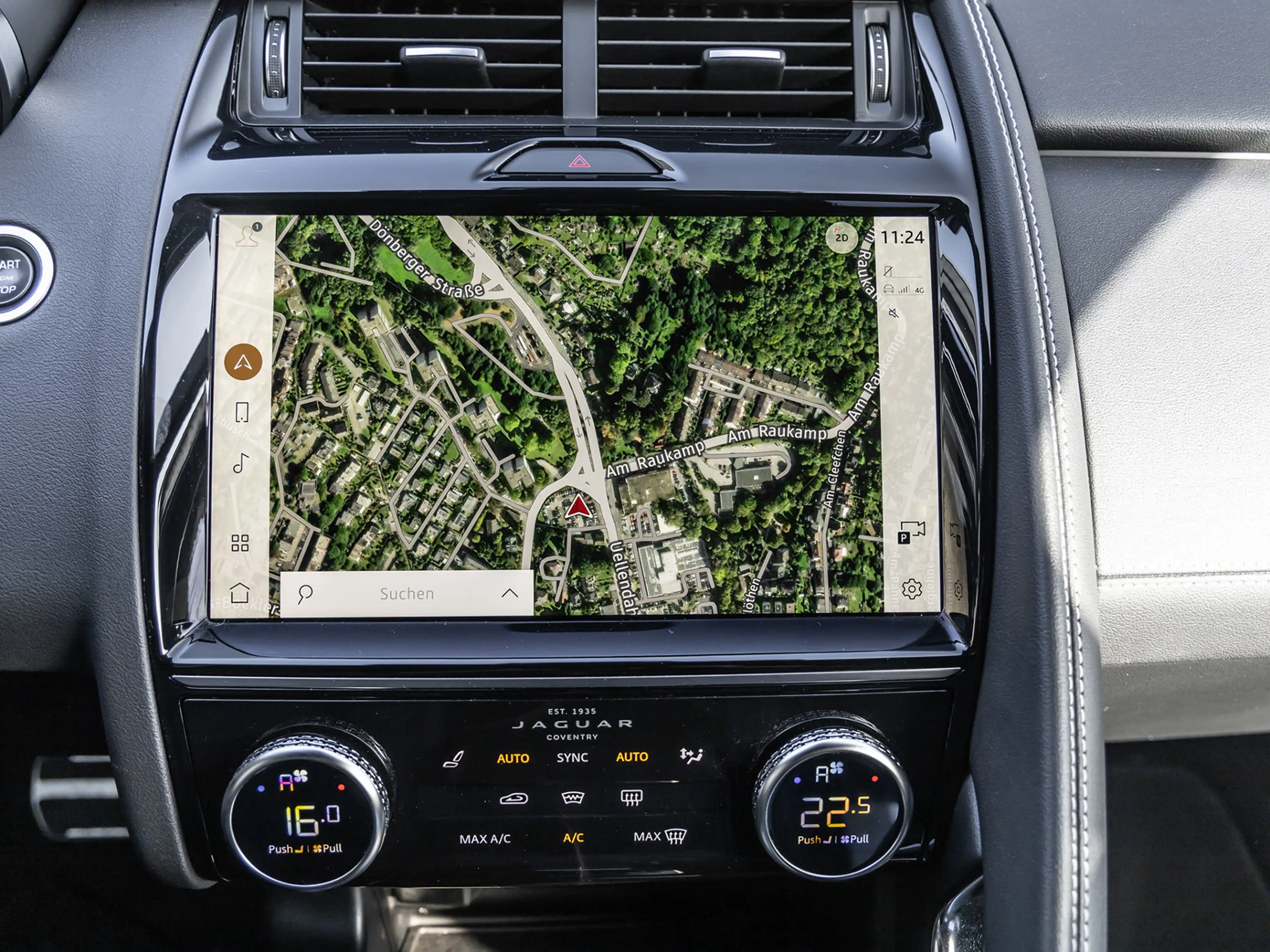 Jaguar E-Pace D200 AWD R-Dyn SE Black Pack NAVI PDC ACC — photo 15