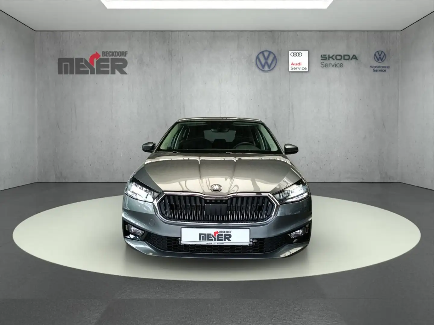 Skoda Fabia Black-Edition 1.0 TSI Klima Rückfahrkamera Grau - 2