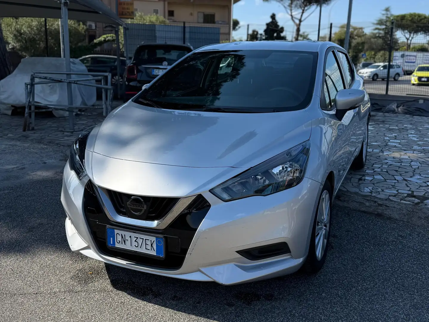 Nissan Micra Micra V 2017 1.0 ig-t Acenta 92cv Argento - 1