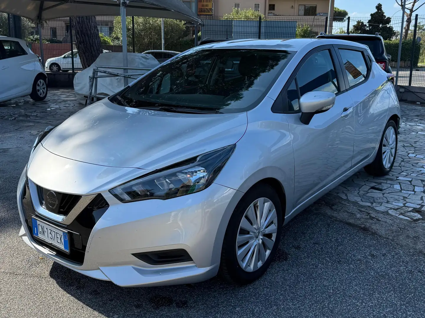 Nissan Micra Micra V 2017 1.0 ig-t Acenta 92cv Argento - 2