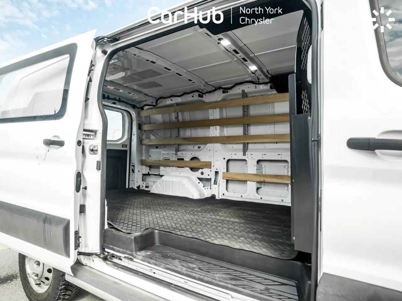 Ford Transit Cargo Van снимка Ford Transit Cargo Van