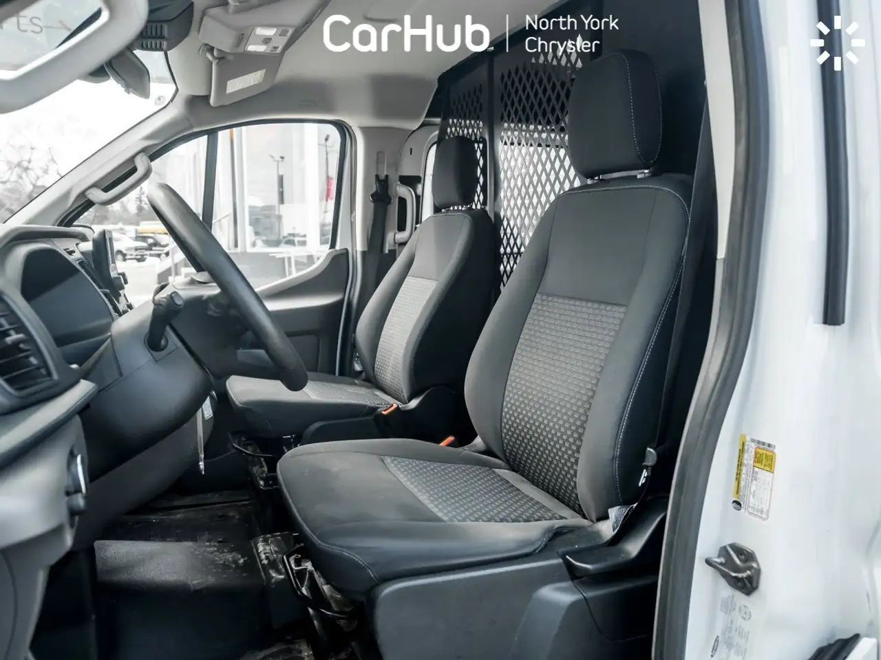 Ford Transit Cargo Van снимка Ford Transit Cargo Van