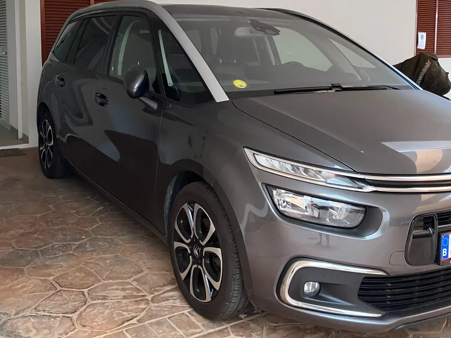 Citroen C4 SpaceTourer C4 Spacetourer BlueHDi 160 Stop Grijs - 2