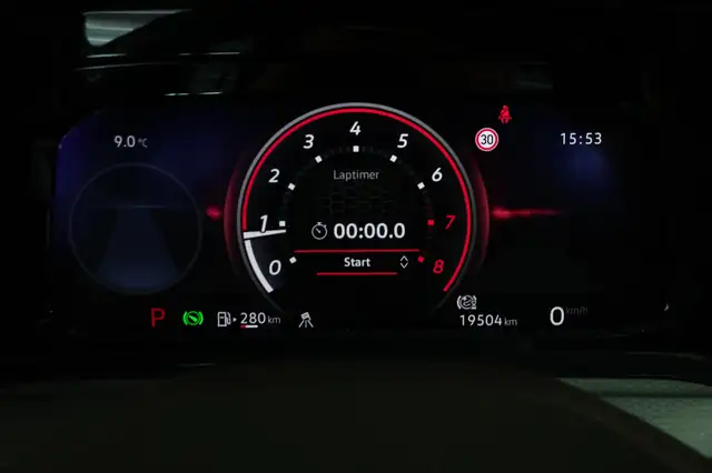 Volkswagen Golf view 17