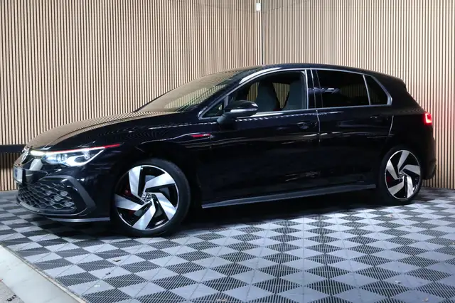 Volkswagen Golf view 9