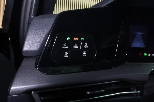 Volkswagen Golf view 12