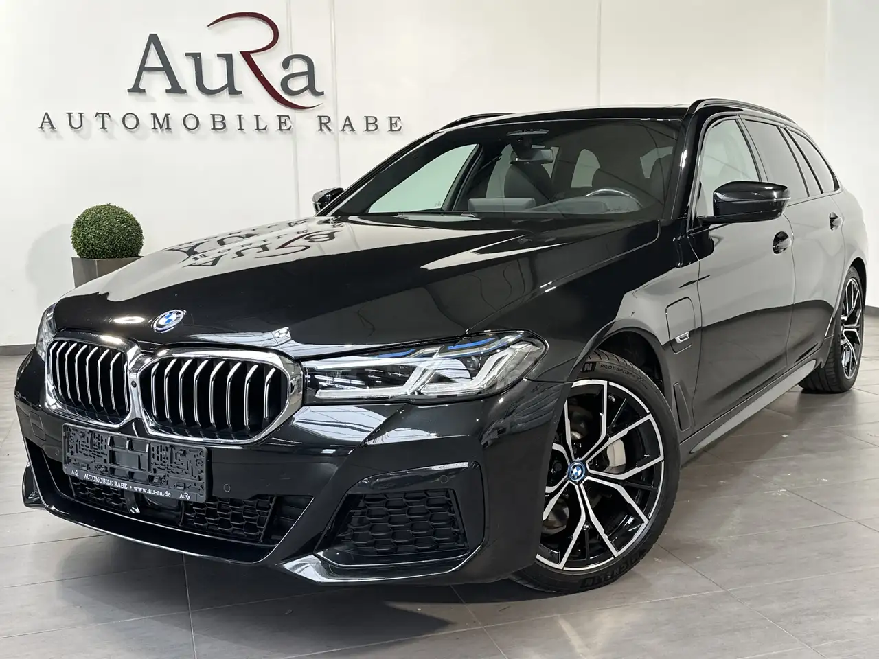 BMW 530 Touring xDrive M-Sport NAV+LASER+PANO+360°