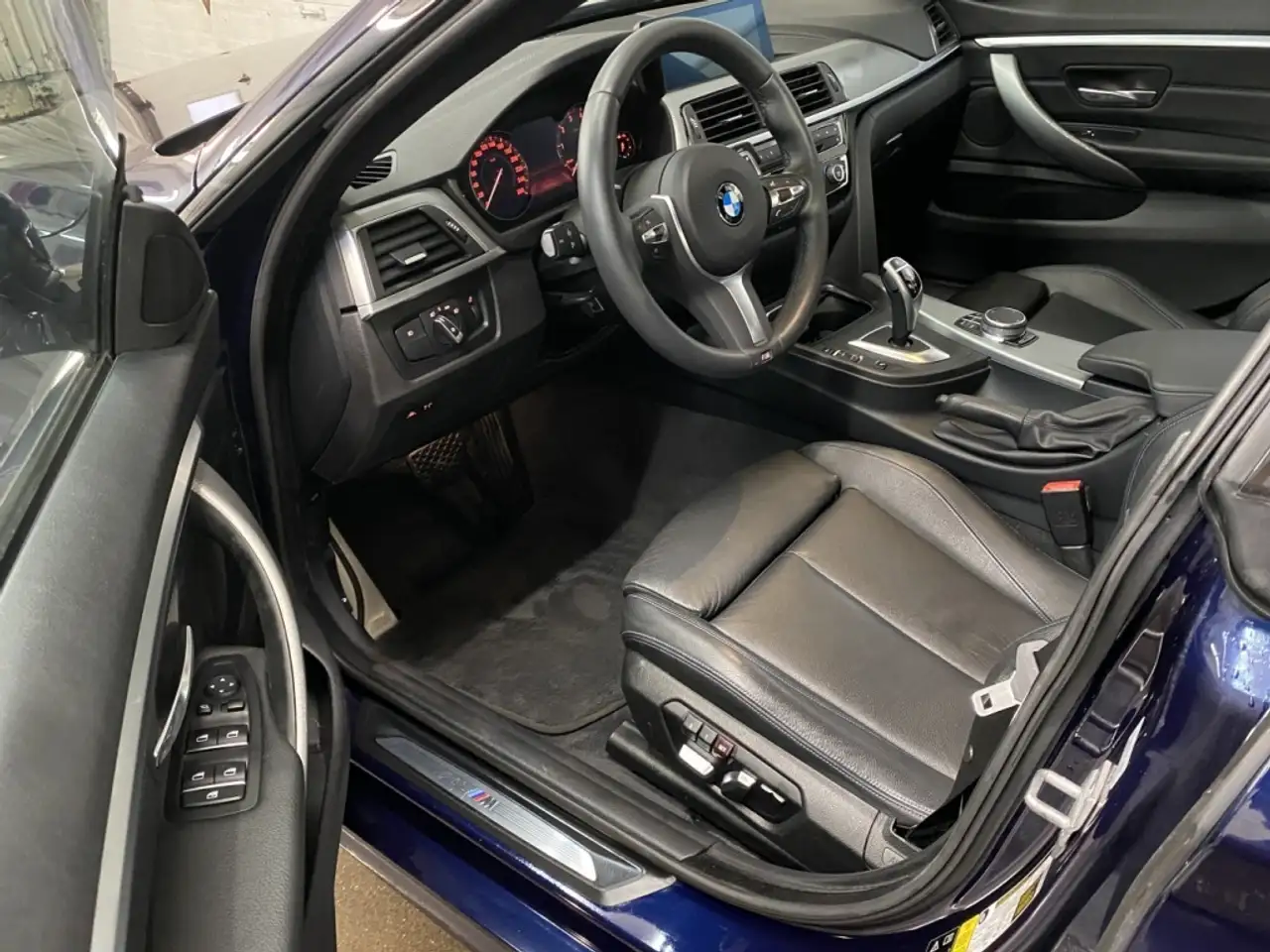 BMW 4 Series снимка BMW 4 Series