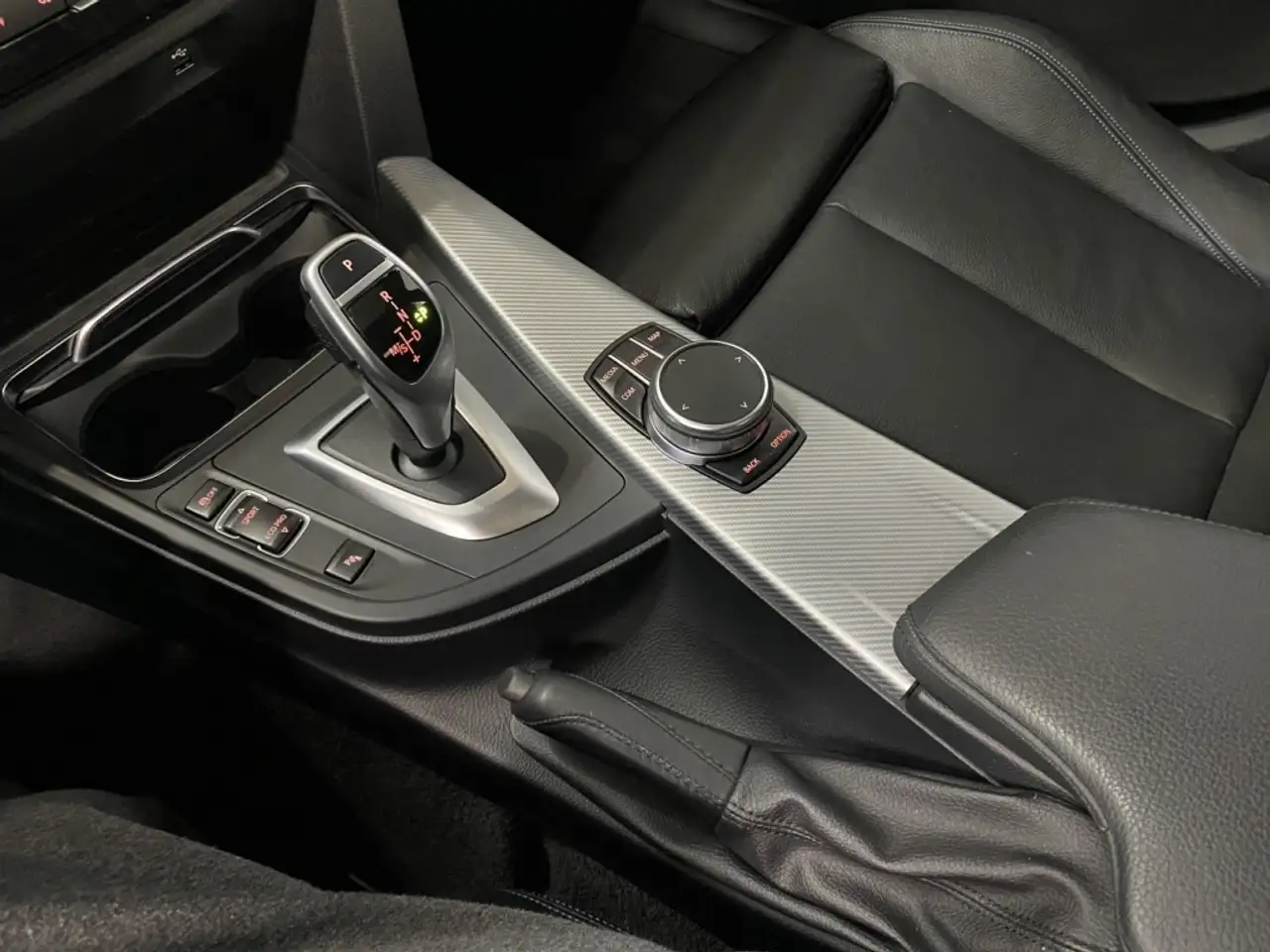 BMW 4 Series снимка BMW 4 Series