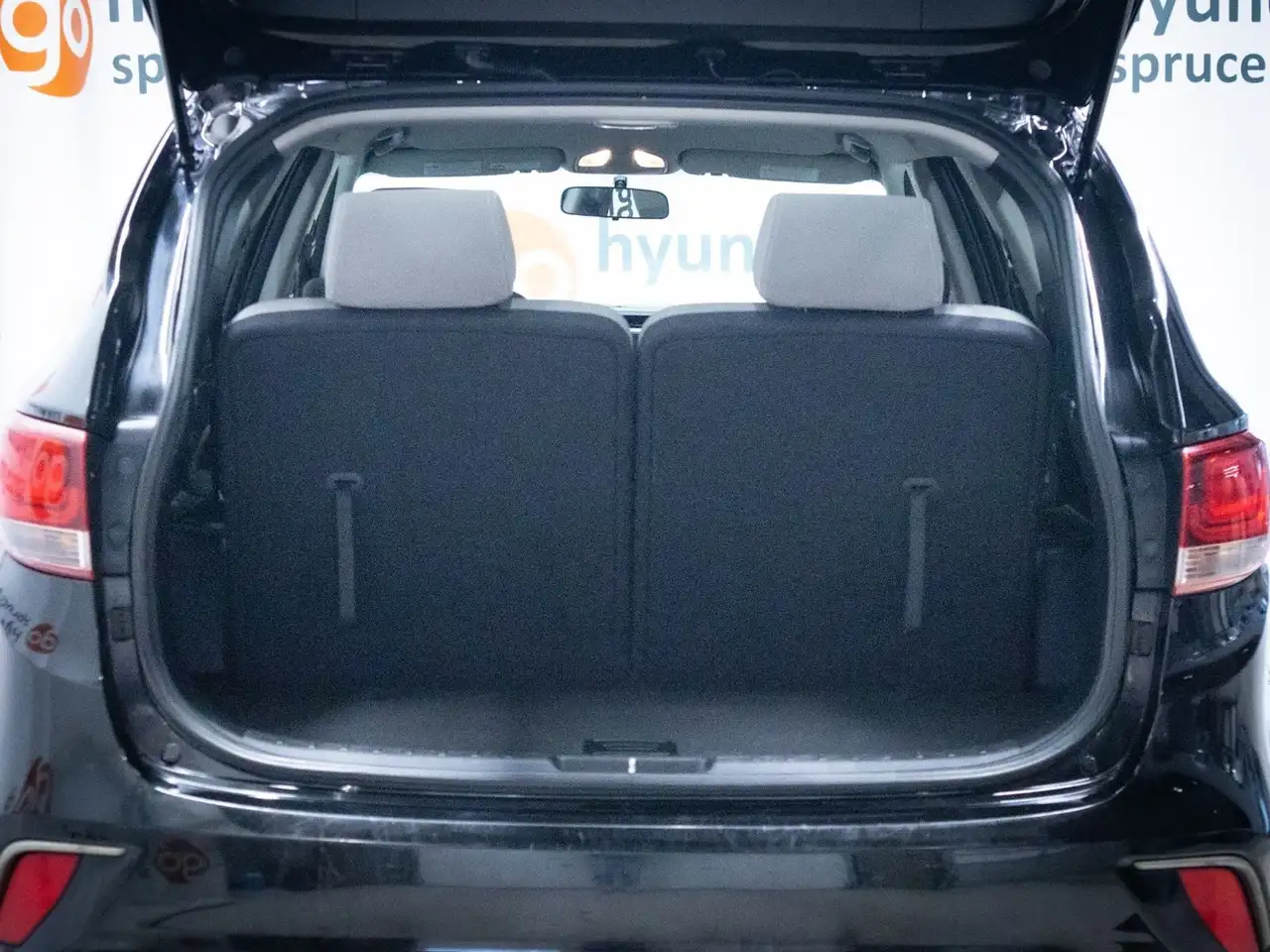 Hyundai SANTA FE снимка Hyundai SANTA FE