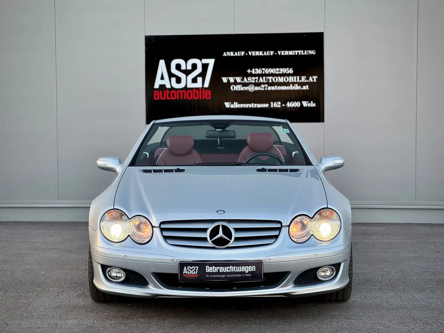 Mercedes-Benz SL 350 Roadster Aut. Stříbrná - 2
