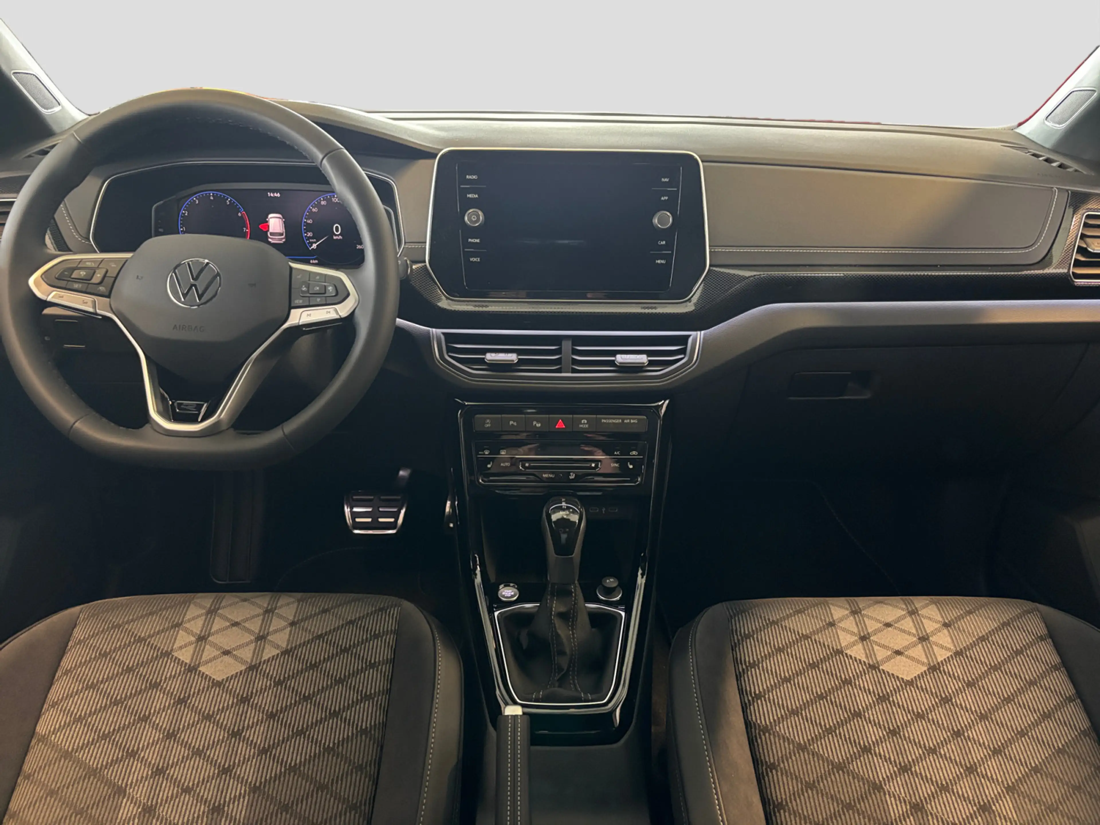 Volkswagen T-Cross R-Line 1.5 l TSI 150PS DSG AHK — photo 6