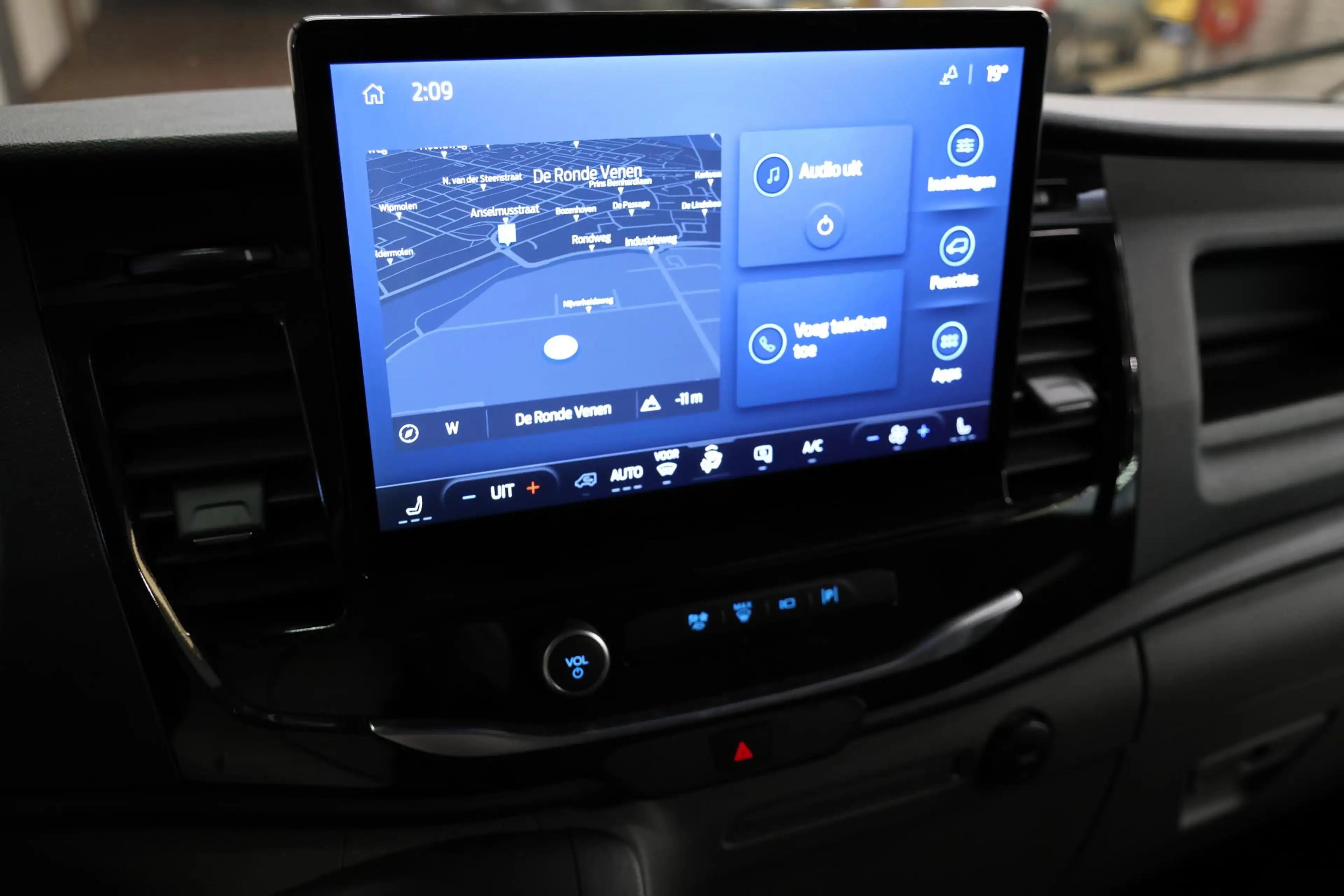Ford E-Transit 350 L2H2 Trend 68 kWh CARPLAY CAMERA — photo 7