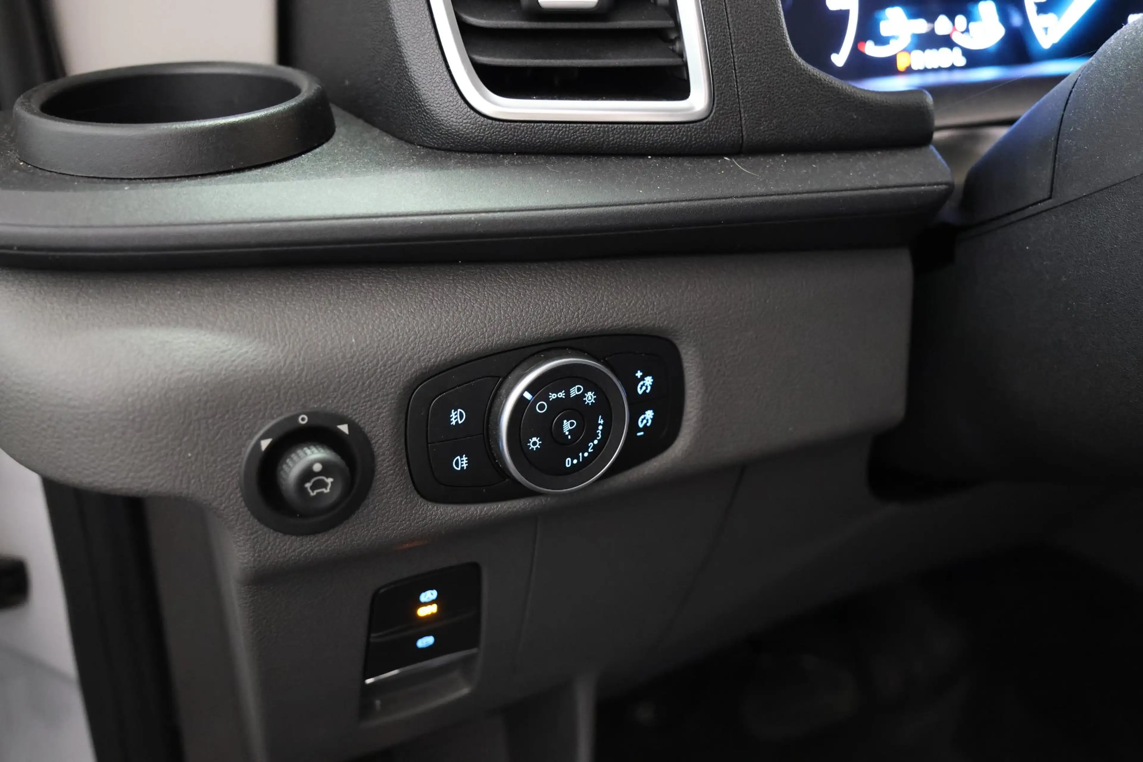 Ford E-Transit 350 L2H2 Trend 68 kWh CARPLAY CAMERA — photo 16
