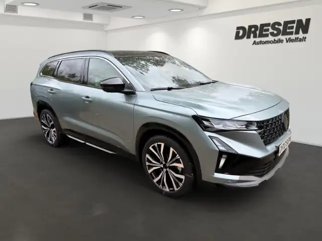 Renault Espace view 2