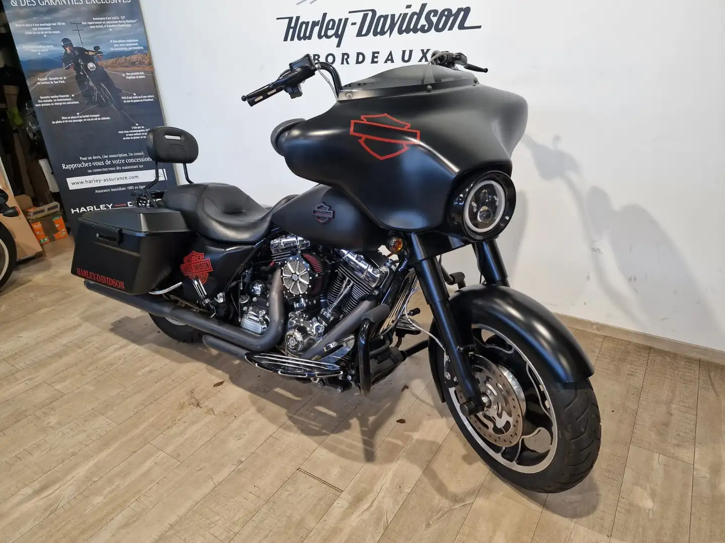 Harley-Davidson Street Glide Noir - 2