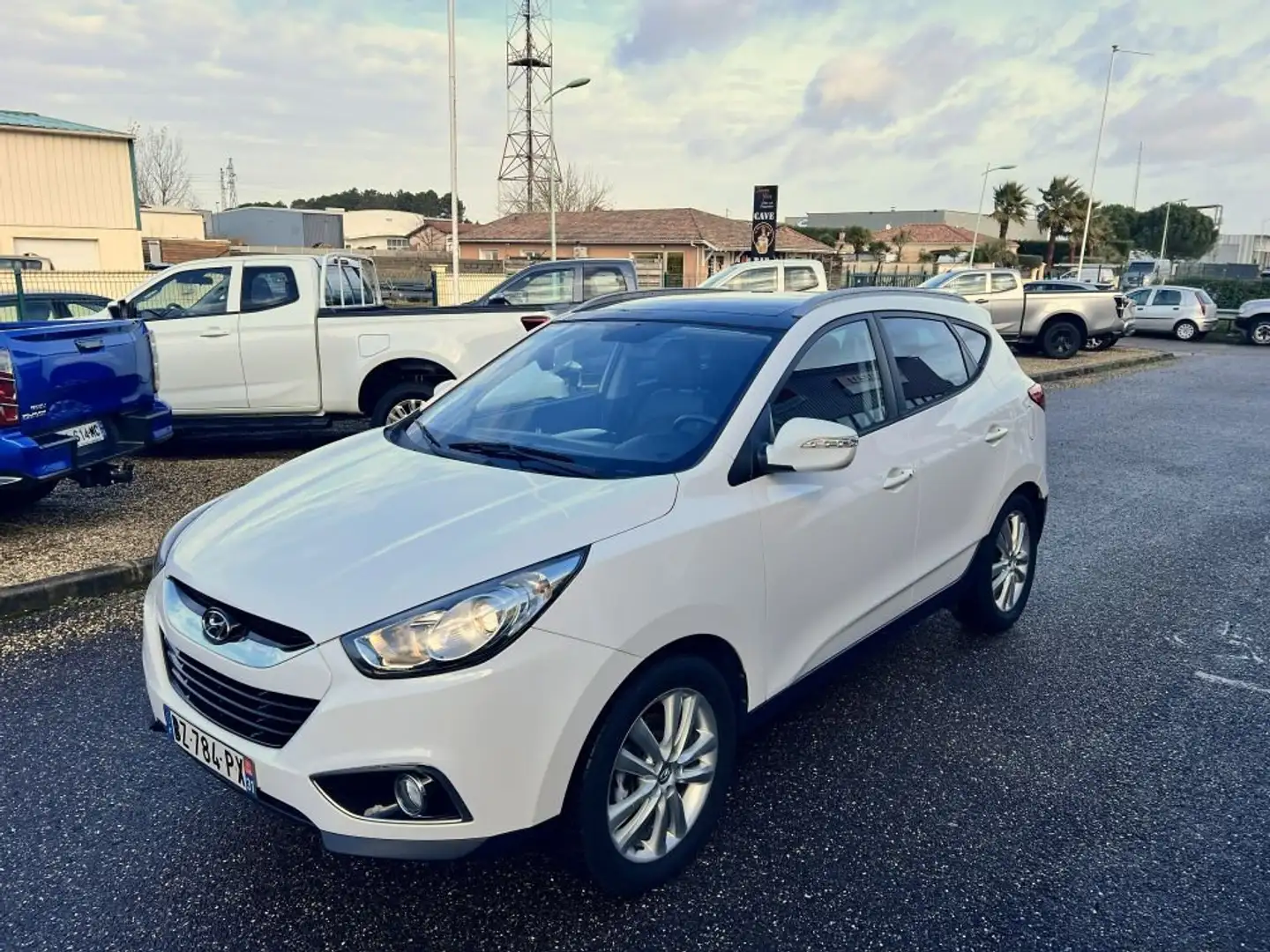 Hyundai iX35 IX 35 2.0 CRDi 136 4x4 Pack Premium Limited Blanc - 2