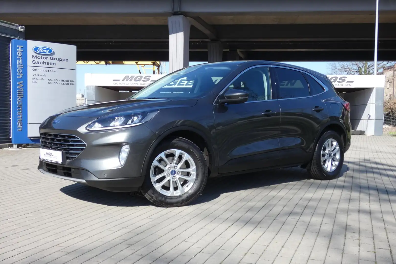 Ford Kuga 1.5 'Titanium' #TEMP #AHZV #APPLINK Grau - 2